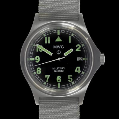MWC G10 100m resistente al agua Militar Reloj in roestvrij staal Satin – Blanco